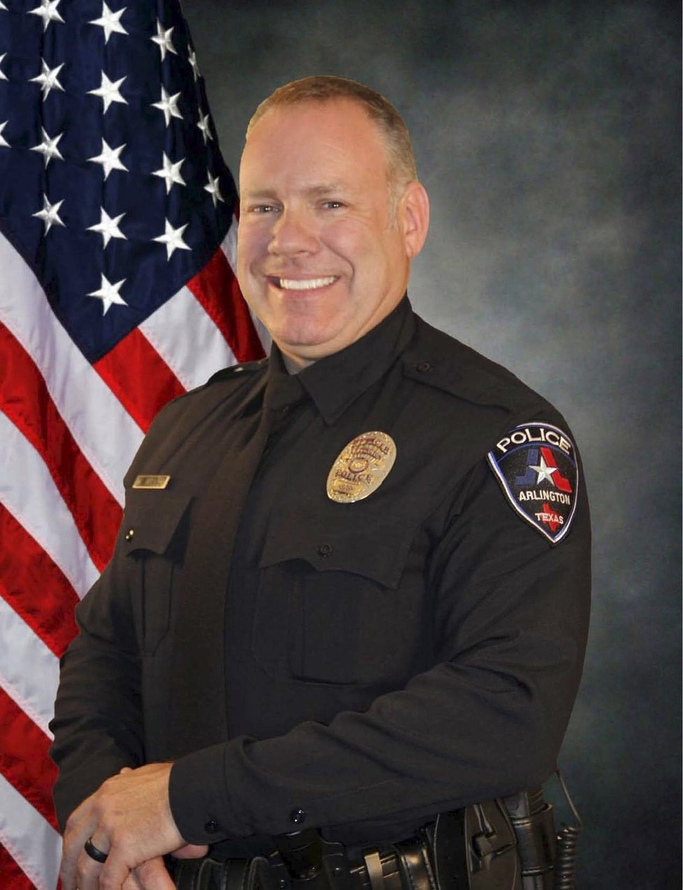 Policista Brad Miller