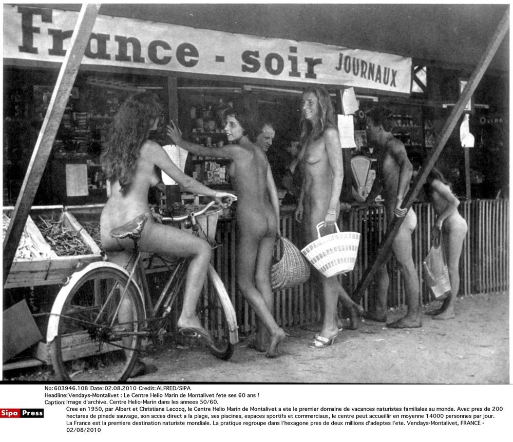 Za druhé světové války založili tajnou organizaci pro nudisty, v 50. letech to vzali dál a víc oficiálně a zrodila se Francouzská federace nudistů.