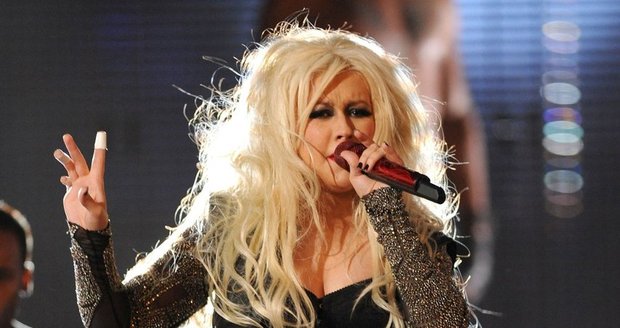 Aguilera měla vlasy tak rozcuchané, až to nebylo hezké