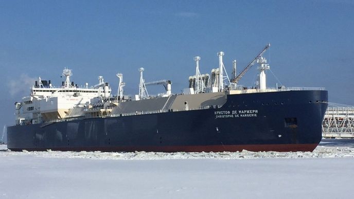 Ruský tanker Christophe de Margerie v rekordním čase uskutečnil cestu z Norska do Jižní Koreje a stal se první lodí na světě, která pokořila tzv. Northern Sea Route (NSR) bez pomoci ledoborce.
