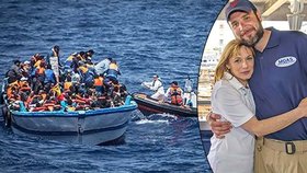 Christopher a Regina Catrambonovi zachraňují uprchlíky ze Středozemního moře.