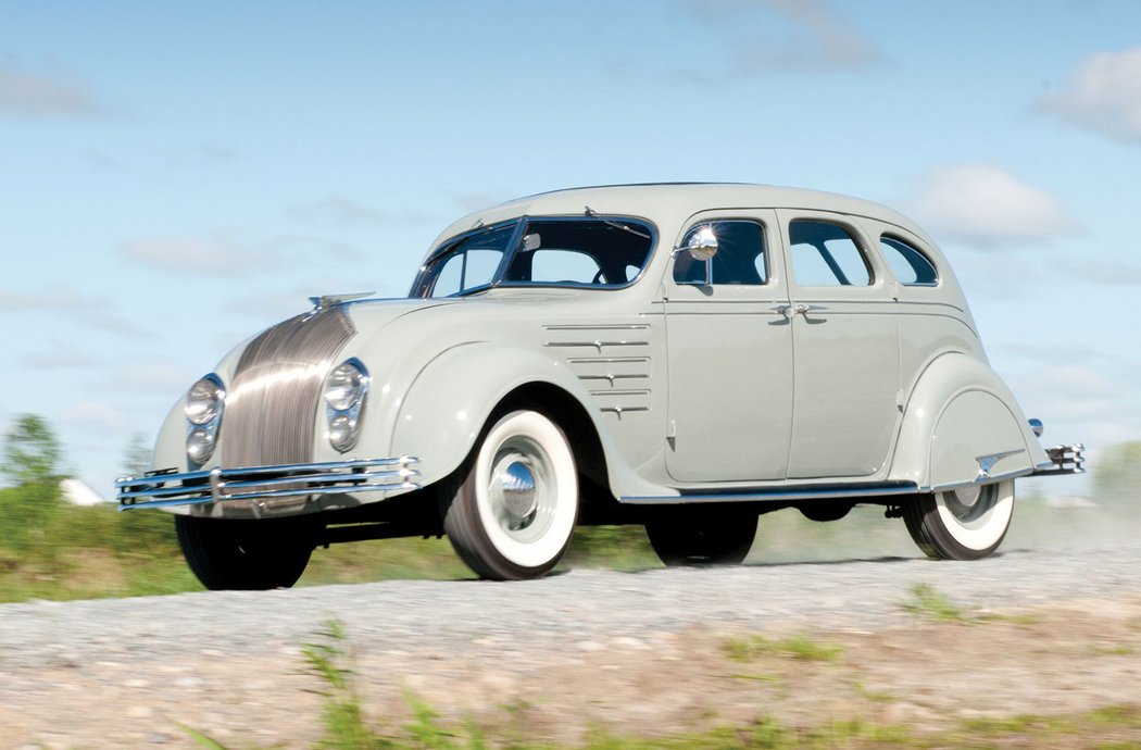 Chrysler Airflow Sedan (1934)