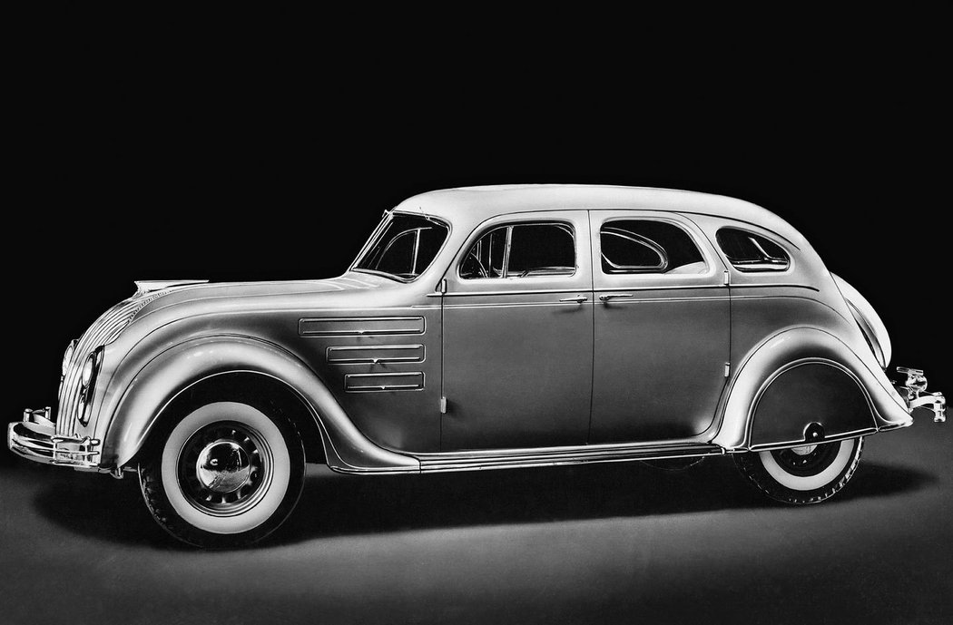 Chrysler Airflow Sedan (1934)