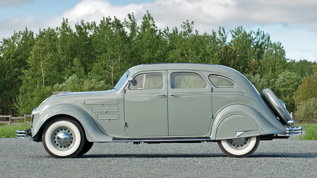 Chrysler Airflow Sedan (1934)