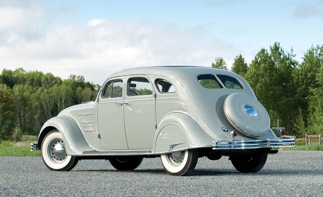 Chrysler Airflow Sedan (1934)