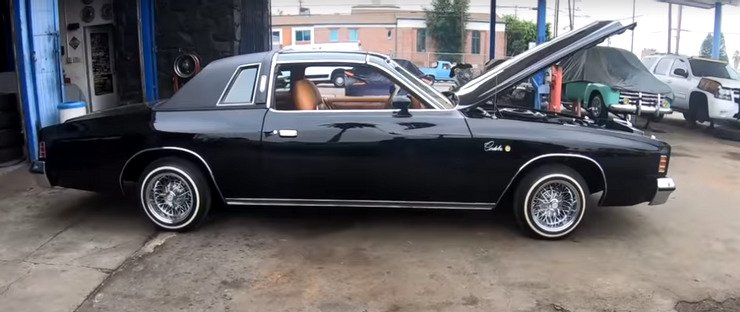 Chrysler Cordoba (1977)