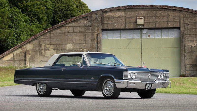 Chrysler Imperial Crown Coupe Mobile Director (1968)