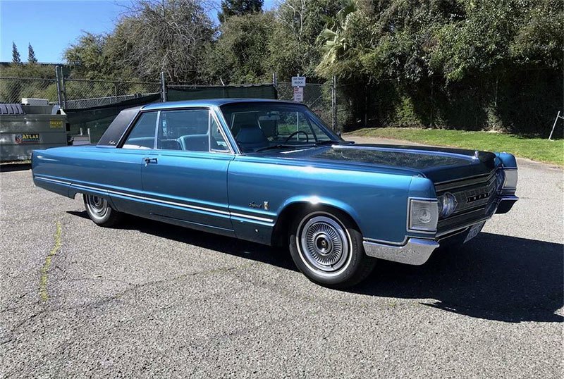 Chrysler Imperial Crown Coupe Mobile Director (1967)