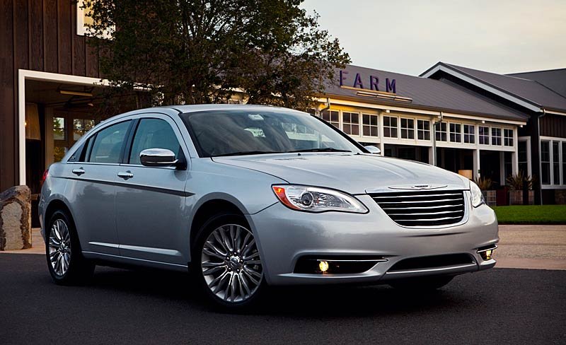 Chrysler 200