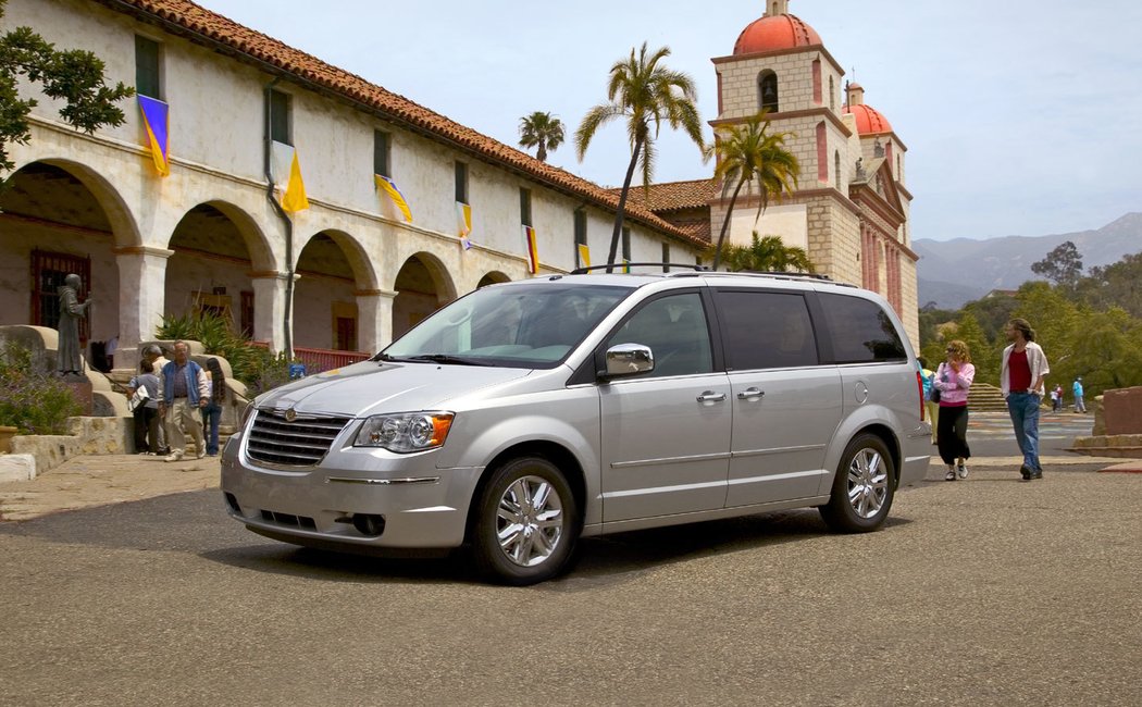 Chrysler Town and Country