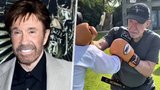 Smrt si Chucka Norrise (†86) našla rychle: Před týdnem ještě boxoval!