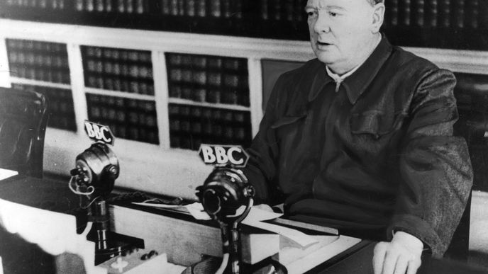 Sir Winston Churchill proslul svými projevy za druhé světové války.