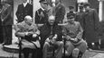 Churchill, Roosevelt a Stalin na jaltské konferenci 4. února 1945