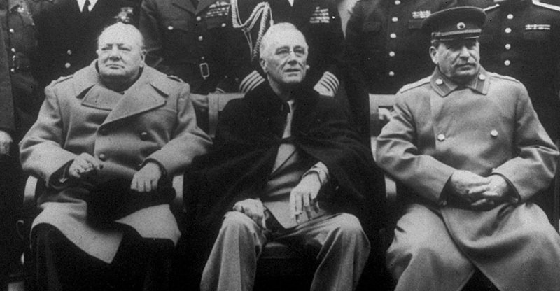 Churchill, Roosevelt a Stalin na jaltské konferenci 4. února 1945