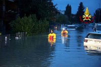 Prudké bouře a povodně v Itálii: 6 mrtvých! Počet obětí řádění Ciaránu se vyšplhal na 13