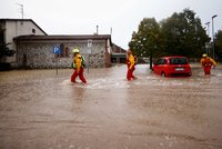 Našli tělo ženy z lodi i další oběti: Na smrtící Ciarán naváže další bouře Domingos