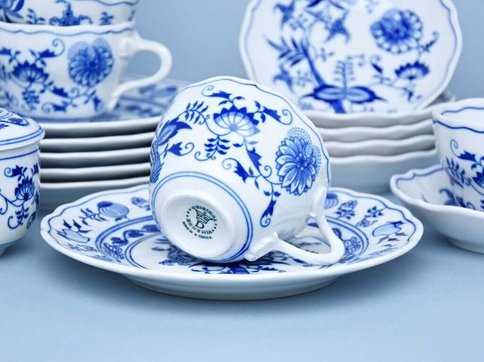 Cibulák set z Dubí. Cibulák set z Dubí.