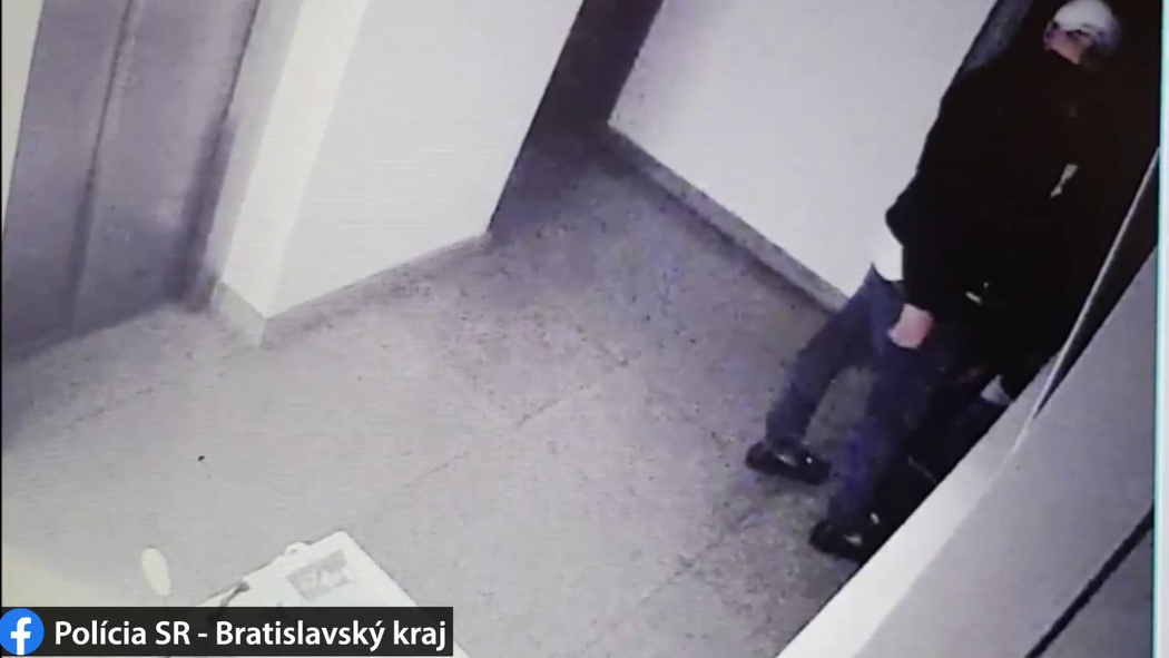 Slovenská policie zveřejnila video z loupeže v bytě slovenské tenisové superstar Dominiky Cibulkové