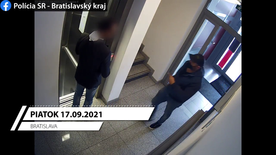 Zloději si před vloupáním do bytu Dominiky Cibulkové terén detailně zmapovali