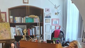 Lídryně běloruské opozice Svjatlana Cichanouská s bývalou první dámou a vdovou po prvním českém prezidentovi Dagmar Havlovou
