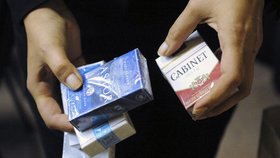 Celníci našli nelegální výrobnu cigaret