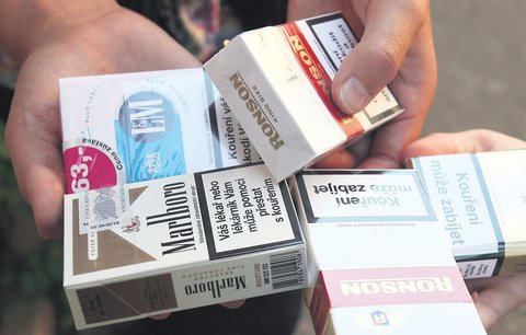 Brusel ve válce proti cigaretám: Zmizí loga?
