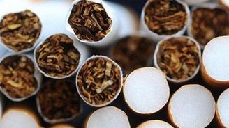 V EU se mohou prodávat už jen "samohasící" cigarety