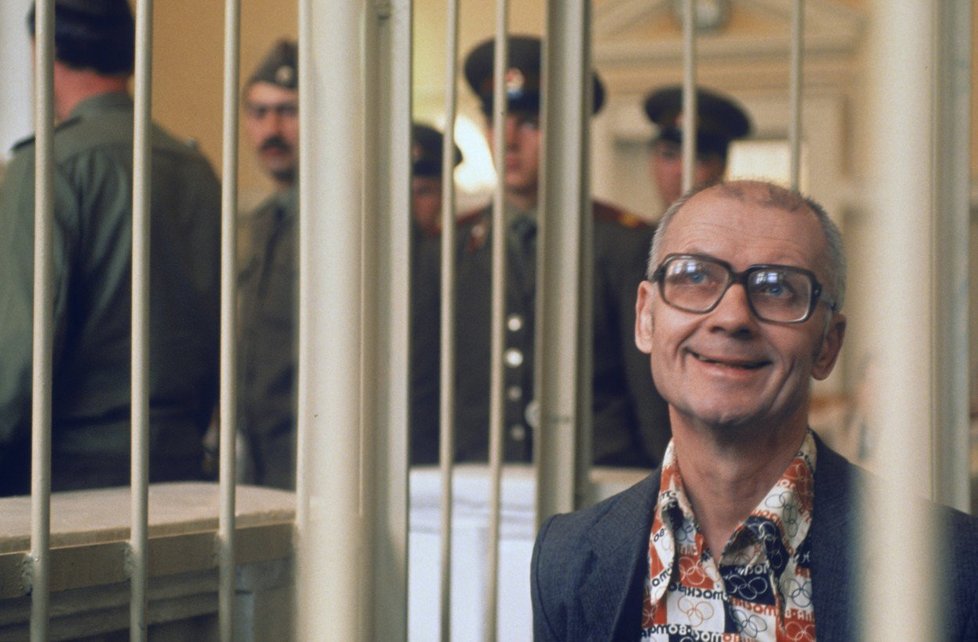 Andrej Čikatilo během svého soudu