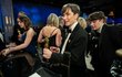 Cillian Murphy vynesl speciální brož, která odkazuje na Oppenheimera. Cillian Murphy vynesl speciální brož, která odkazuje na Oppenheimera.
