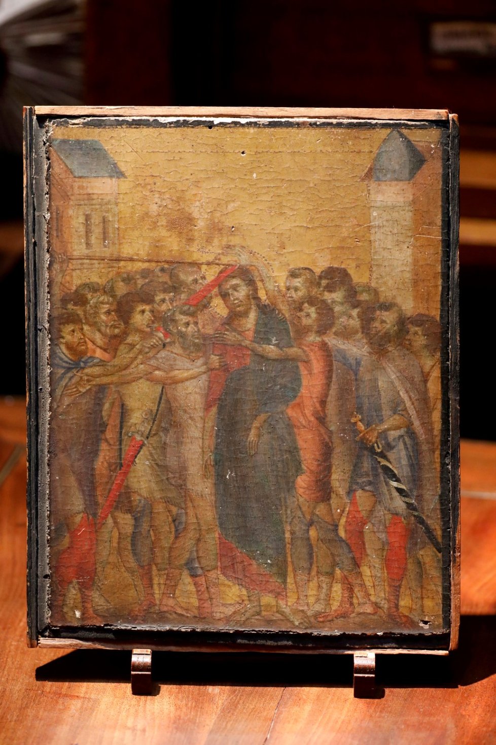 Vzácná malba gotického mistra Cimabueho ze 13. století byla vydražena za 24 milionů eur (614 milionů Kč)