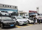 Strmý pád: Prodej osobních aut v Číně v lednu klesl o 41 procent!
