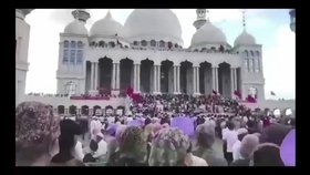 Mešitu postavili načerno. Proti její demolici protestují v Číně stovky lidí