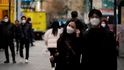 Jižní Korea hlásí přes 8000 nakažených koronavirem, počet nově infikovaných v zemi však již několik dní v řadě mírně klesá. (14.3.2020)