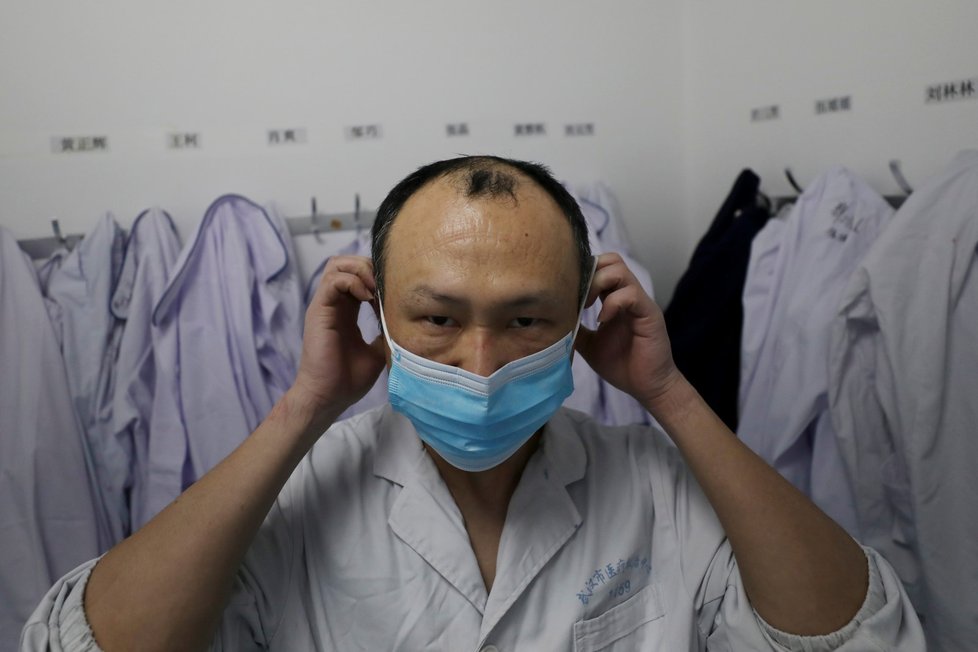 Nemocnice ve Wu-Chanu, epicentru nákazy