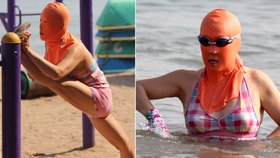 Číňanky si zahalují hlavy, aby je náhodou při plavání nespálilo slunce.
