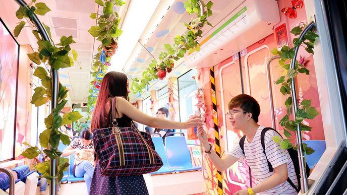 Barevné a smějící se čínské metro