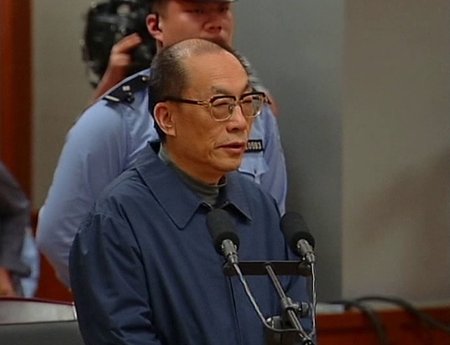 Čínský ministr před soudem: Za korupci vyslechl přísný trest. Smrt!