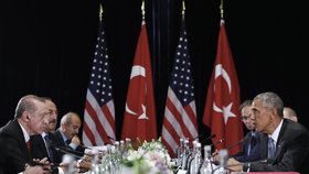 Prezident Obama hovoří s tureckým prezidentem na summitu G20 v Číně.