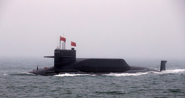 Čínská ponorka se chytila do vlastní pasti. Zemřelo 55 námořníků, úřady tragédii tutlají
