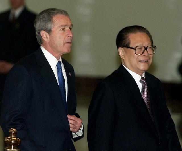 George Bush mladší a čínský prezident Ťiang Ce-min
