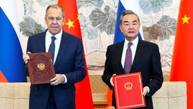 Sergej Lavrov v Číně: Přivítal ho Wang I (9.4.2024)