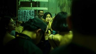 Sex, drogy a nespoutaná zábava: Unikátní pohled do zákulisí čínských nočních podniků