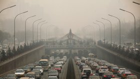 Smog je v Pekingu problém každoročně