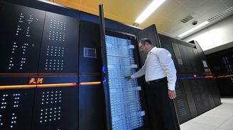 Čína má poprvé více superpočítačů než USA. A daleko více než Japonsko, Německo a Británie dohromady