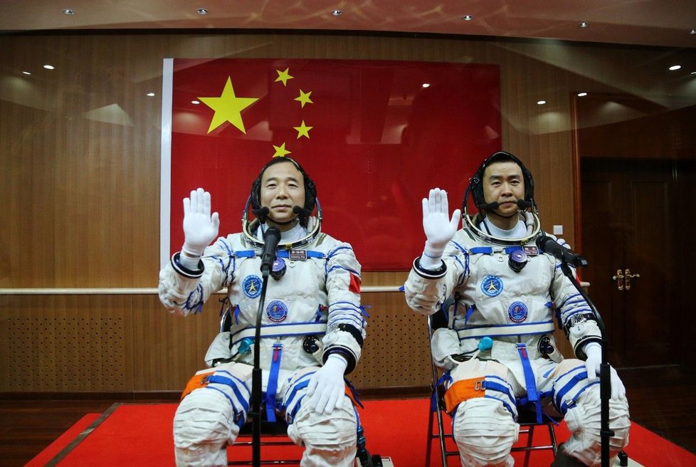 Čínští kosmonauti
