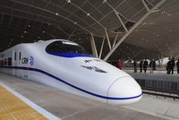 Nové čínské rychlovlaky jedou až 396,4 km/hod