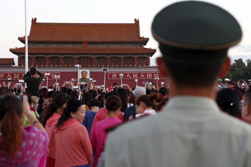 Číňané si připomínají 40. výročí od smrti Mao Ce-tunga.