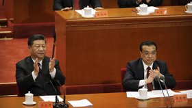 U příležitosti 40. výročí zahájení čínských tržních reforem a otevírání ekonomiky vystoupil prezident Si Ťin-pching se sebevědomým projevem, (18.12.2018).