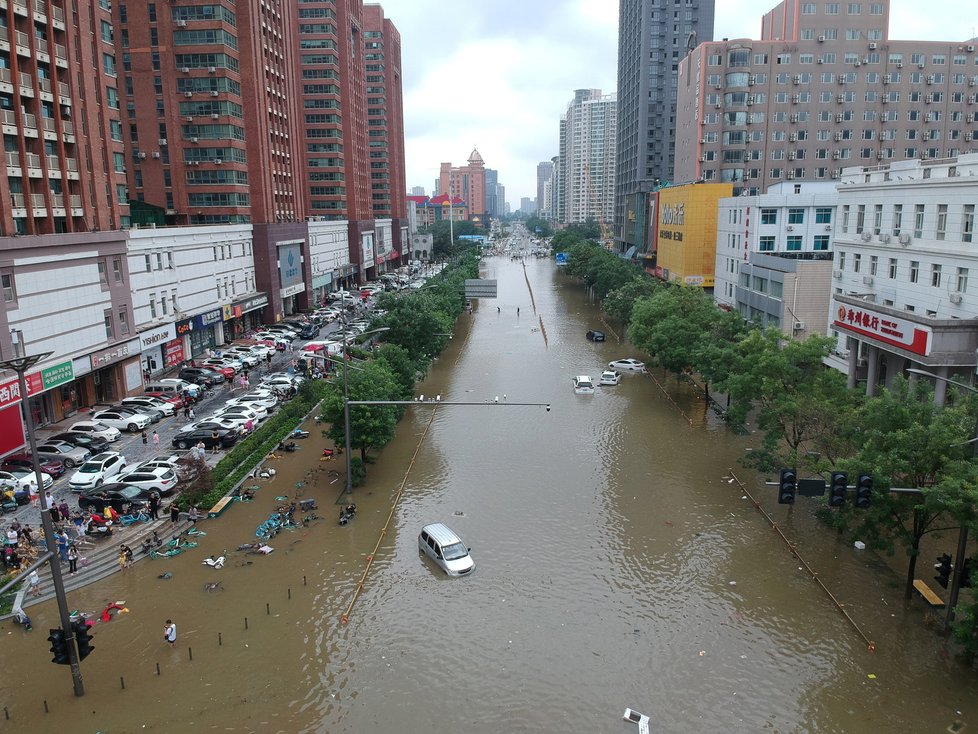 Záplavy v Číně, (22.07.2021).