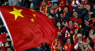 Fotbalová revoluce v Číně: Proč začala nakupovat hvězdy?